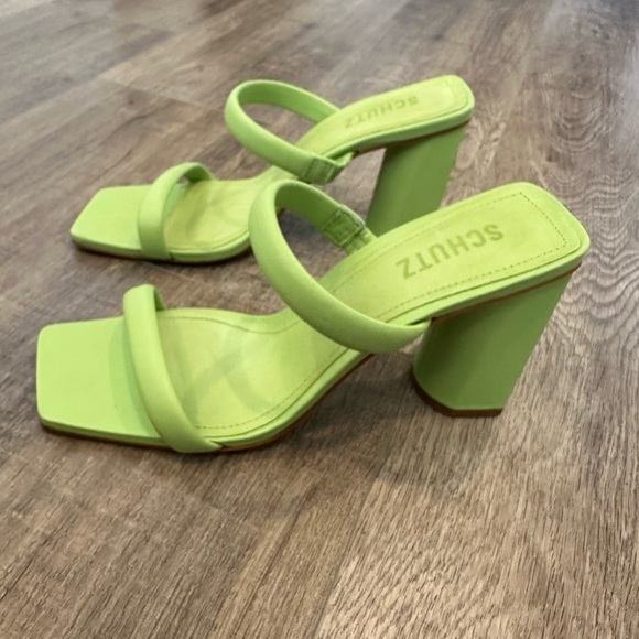Ully Nappa Leather Block Heel Sandal - Picture 1 of 8